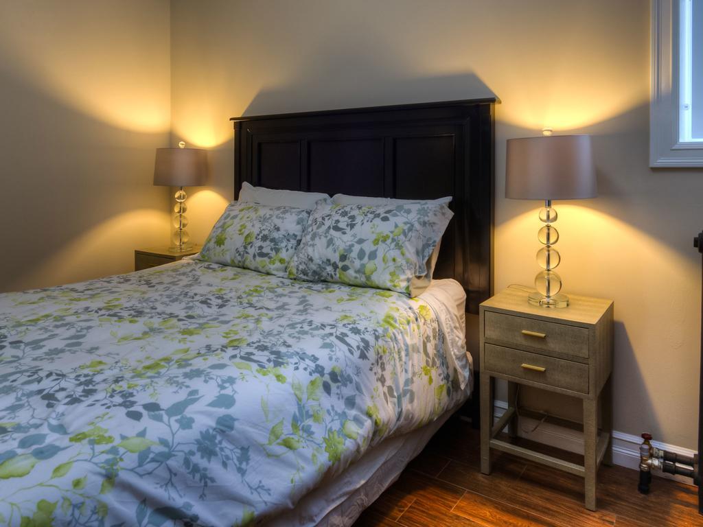 Western Hotel & Executive Suites Guelph Esterno foto