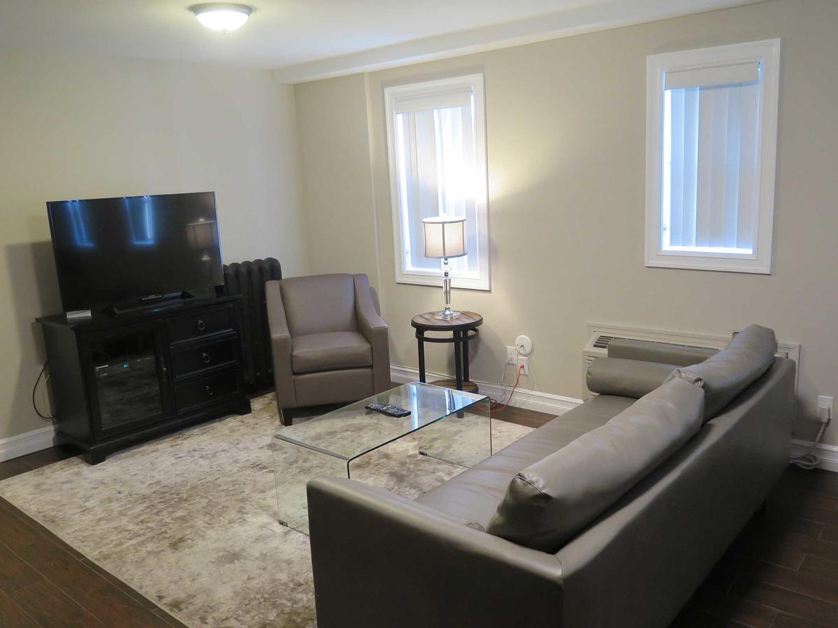 Western Hotel & Executive Suites Guelph Esterno foto