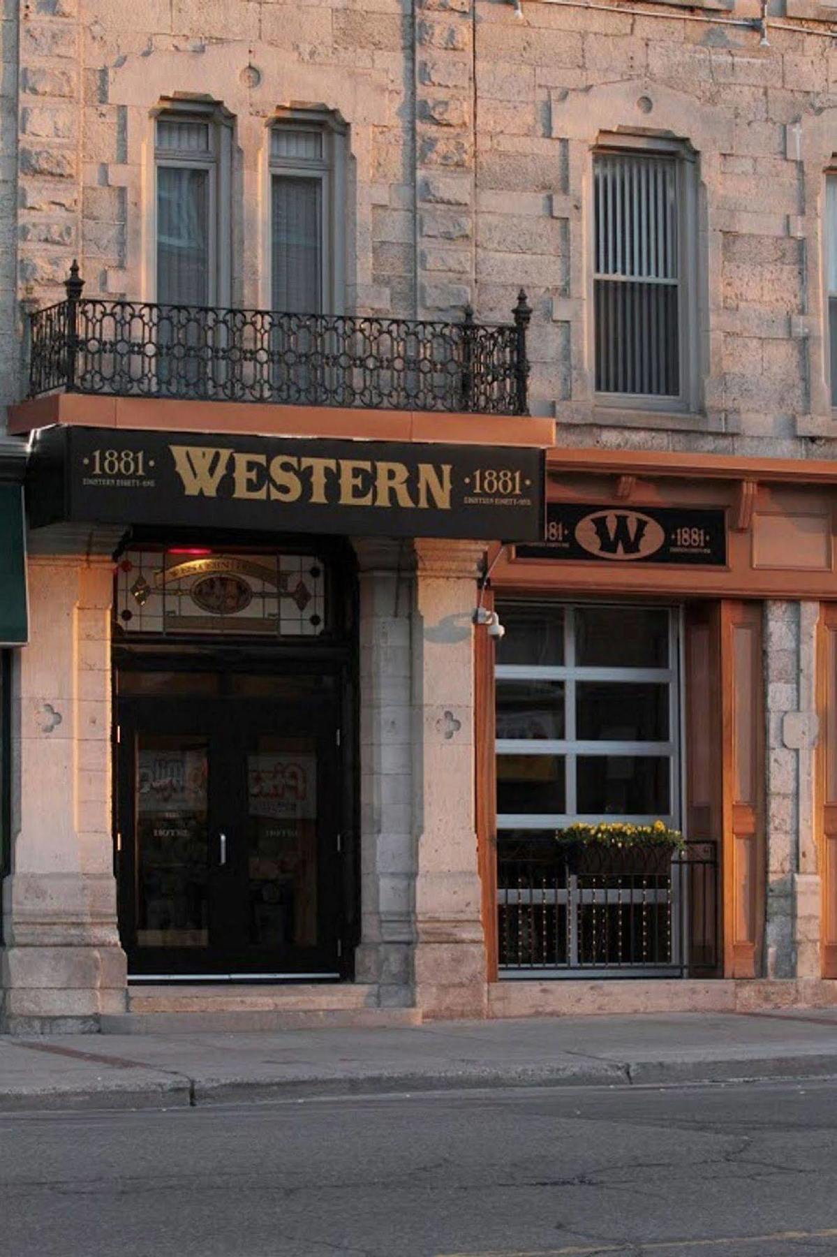 Western Hotel & Executive Suites Guelph Esterno foto