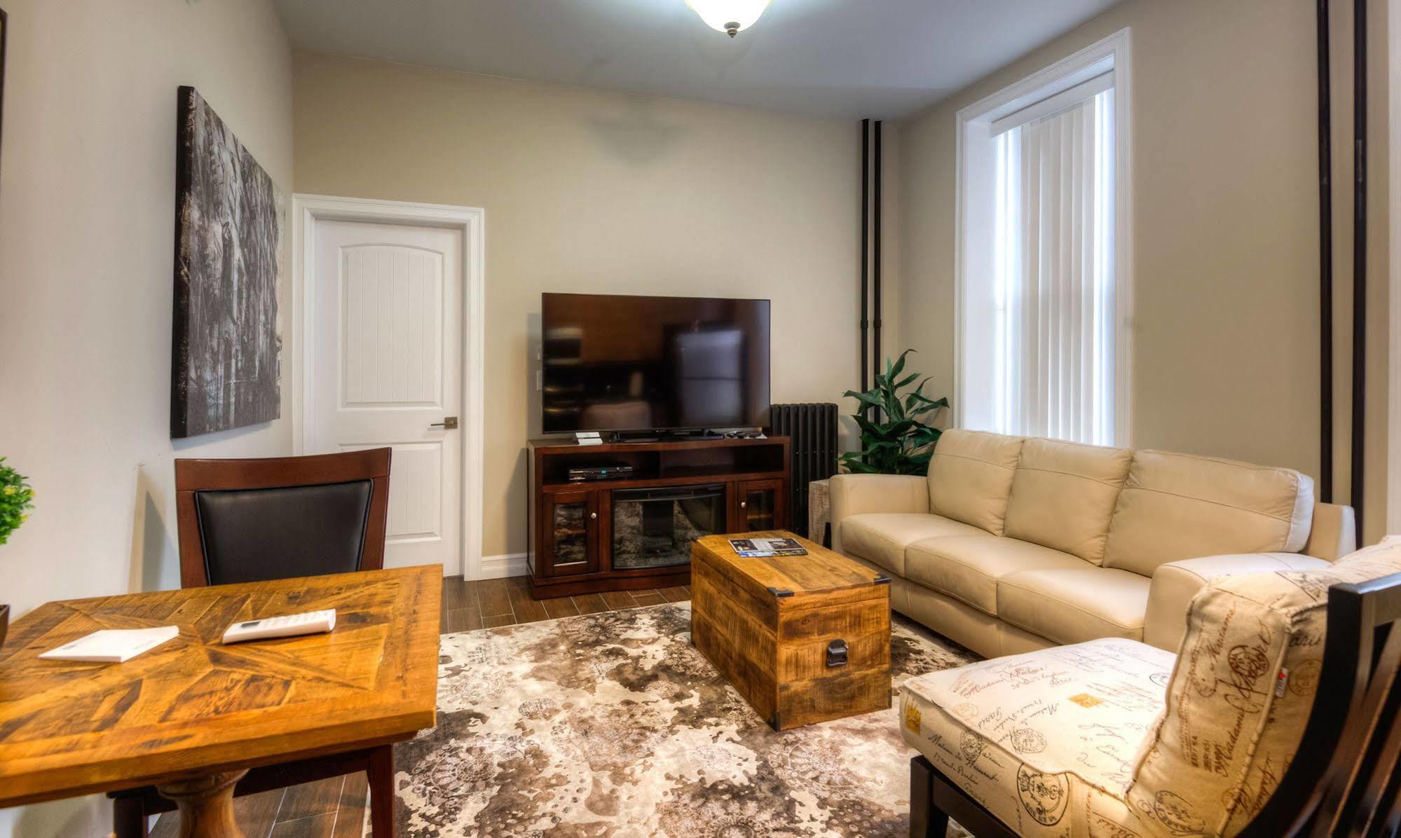Western Hotel & Executive Suites Guelph Esterno foto