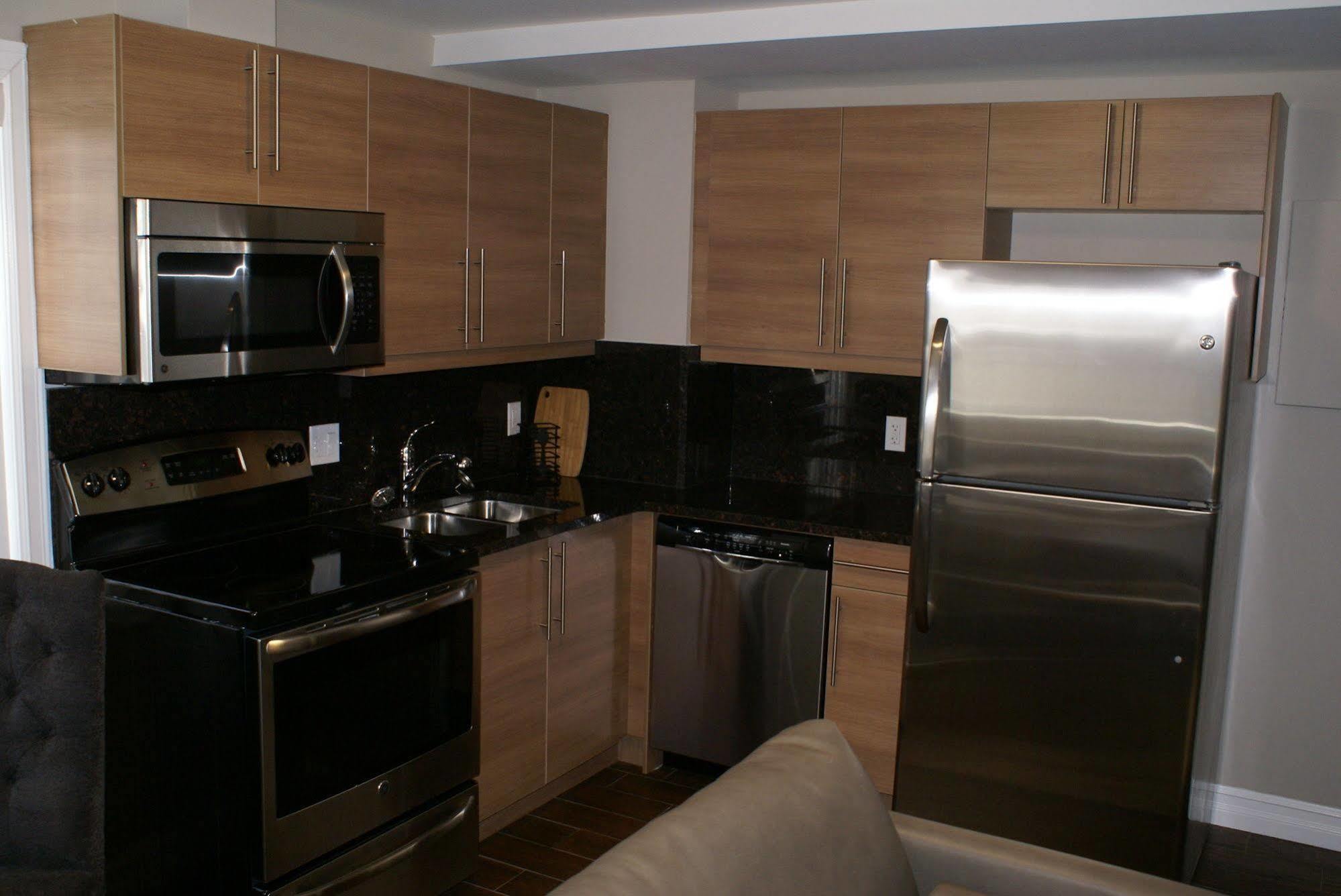 Western Hotel & Executive Suites Guelph Esterno foto