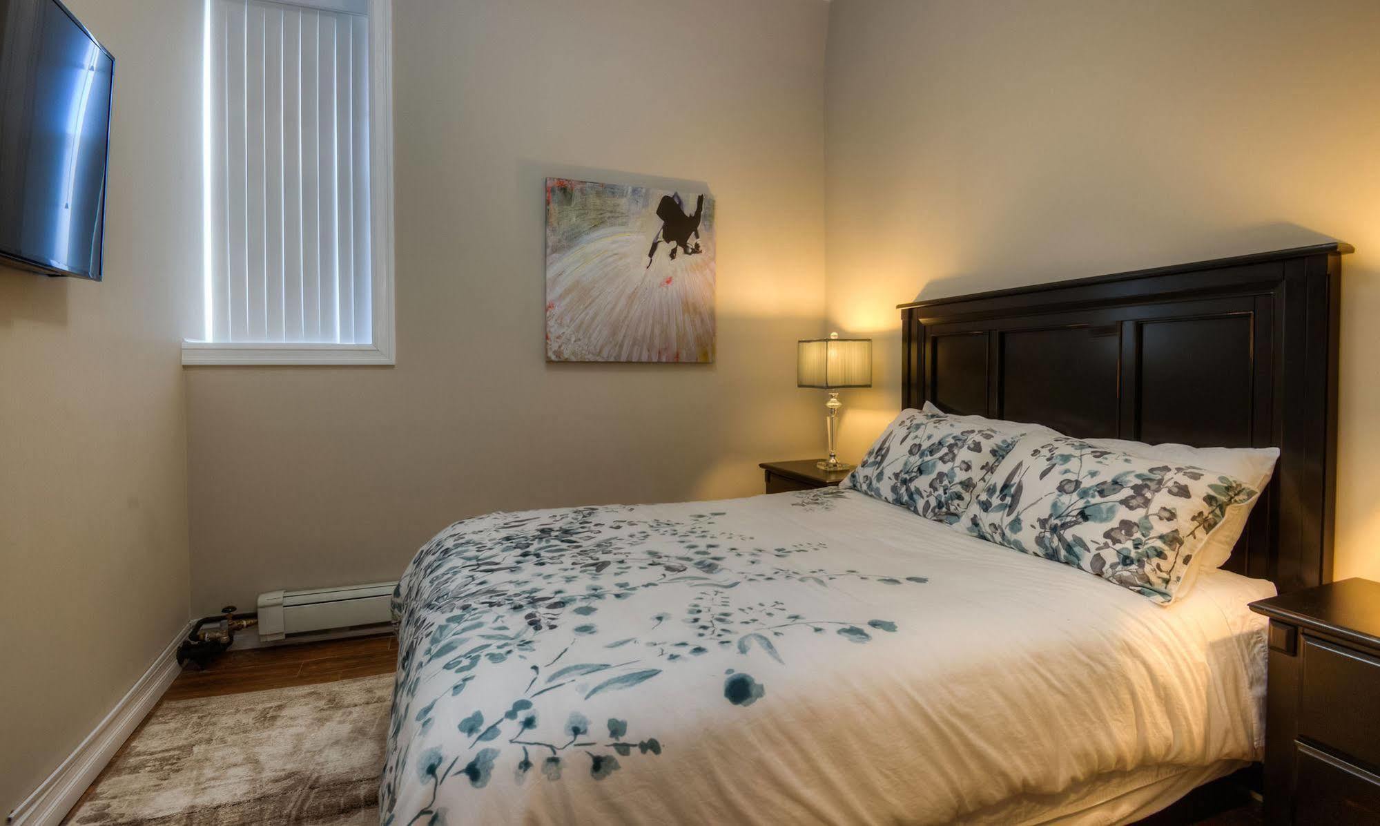 Western Hotel & Executive Suites Guelph Esterno foto